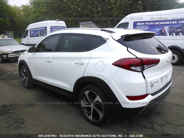 KM8J3CA27GU106022 - 2016 HYUNDAI TUCSON LIMITED/SPORT AND ECO/SE WHITE photo 3