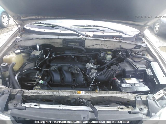 4F2CU09102KM28736 - 2002 MAZDA TRIBUTE LX/ES 金色 照片 10