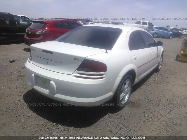 1B3EL46TX5N591066 - 2005 DODGE STRATUS SXT WHITE photo 4