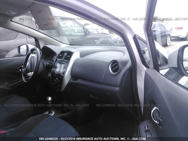 3N1CE2CP2GL355495 - 2016 NISSAN VERSA NOTE S/S PLUS/SV/SL/SR SILVER photo 5