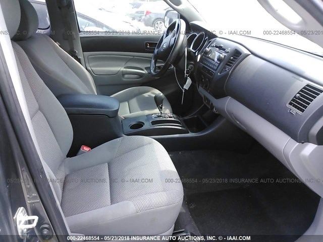 5TFTX4CNXCX021487 - 2012 TOYOTA TACOMA ACCESS CAB Grau Foto 5