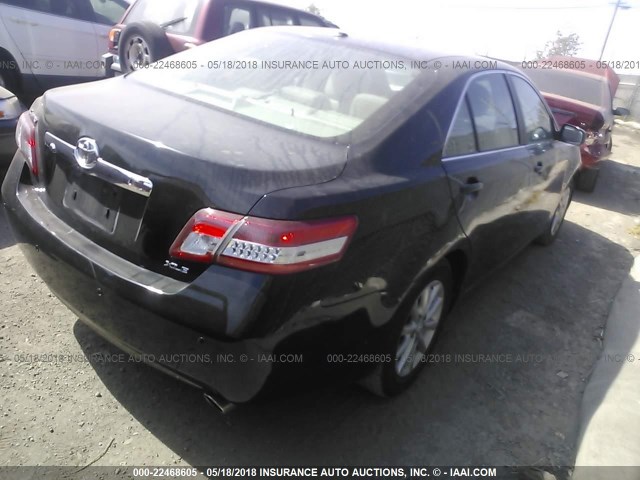 4T1BK3EK6BU128510 - 2011 TOYOTA CAMRY SE/LE/XLE BLACK photo 4