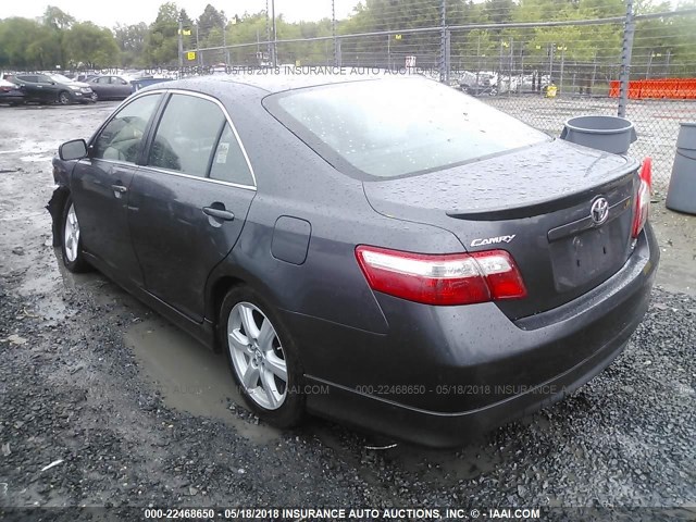 4T1BE46K09U389217 - 2009 TOYOTA CAMRY SE/LE/XLE GRAY photo 3