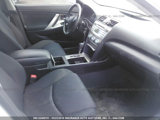 4T1BE46K39U891865 - 2009 TOYOTA CAMRY SE/LE/XLE 白色 照片 5