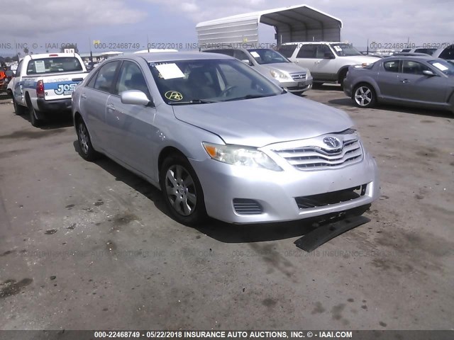 4T4BF3EK0BR130330 - 2011 TOYOTA CAMRY SE/LE/XLE 银色 照片 1