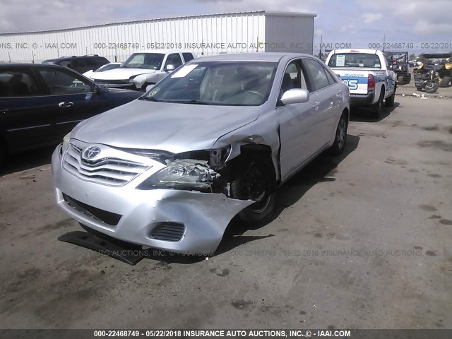 4T4BF3EK0BR130330 - 2011 TOYOTA CAMRY SE/LE/XLE 银色 照片 2