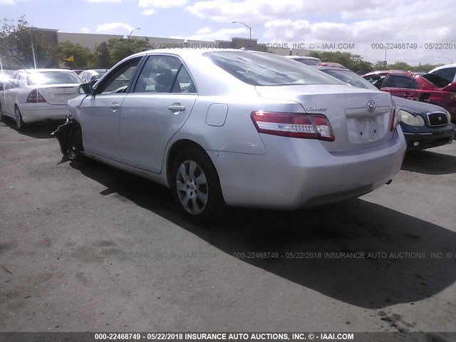 4T4BF3EK0BR130330 - 2011 TOYOTA CAMRY SE/LE/XLE 银色 照片 3