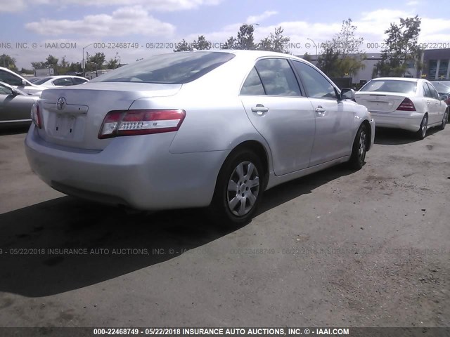 4T4BF3EK0BR130330 - 2011 TOYOTA CAMRY SE/LE/XLE 银色 照片 4