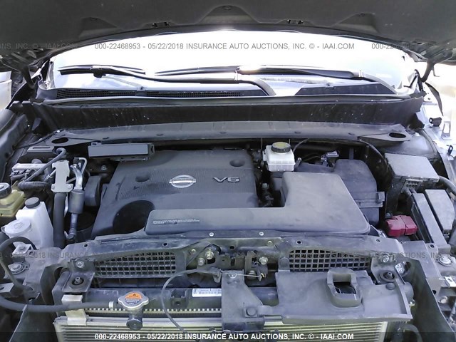 5N1AR2MM9FC718796 - 2015 NISSAN PATHFINDER S/SV/SL/PLATINUM 黑色 照片 10