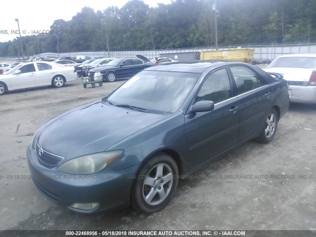 4T1BE32K82U588859 - 2002 TOYOTA CAMRY LE/XLE/SE GREEN photo 2