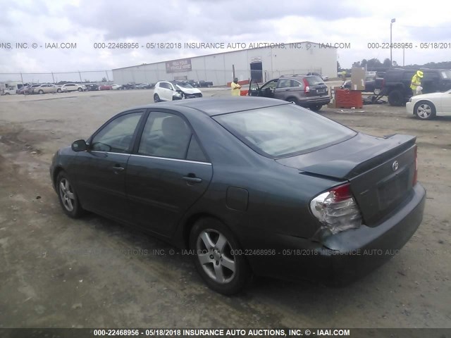 4T1BE32K82U588859 - 2002 TOYOTA CAMRY LE/XLE/SE GREEN photo 3