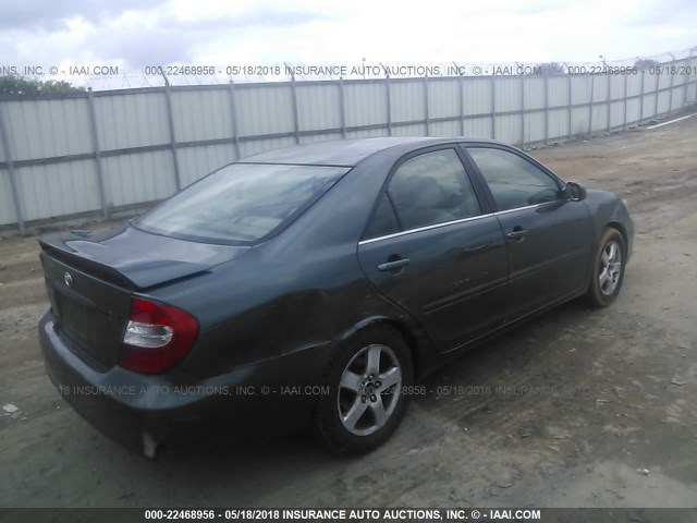 4T1BE32K82U588859 - 2002 TOYOTA CAMRY LE/XLE/SE GREEN photo 4