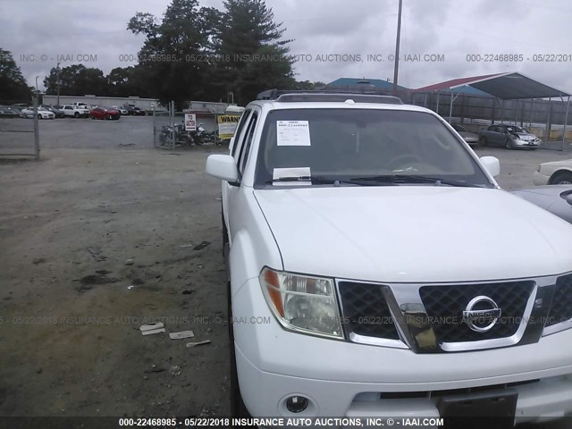 5N1AR18U37C617727 - 2007 NISSAN PATHFINDER LE/SE/XE WHITE photo 6