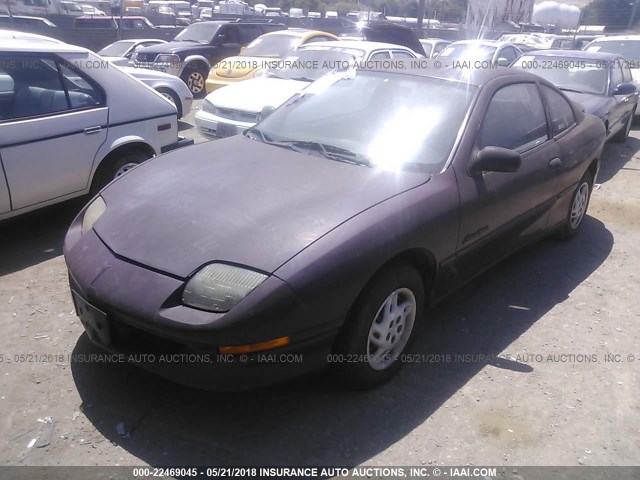 1G2JB1247W7600734 - 1998 PONTIAC SUNFIRE SE BURGUNDY photo 2