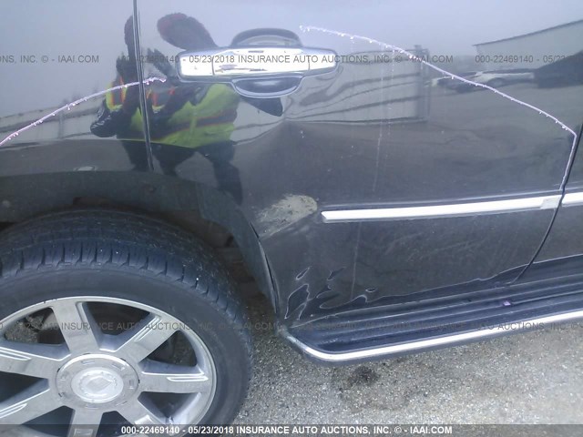 1GYFK63878R232203 - 2008 CADILLAC ESCALADE LUXURY შავი ფოტო 6