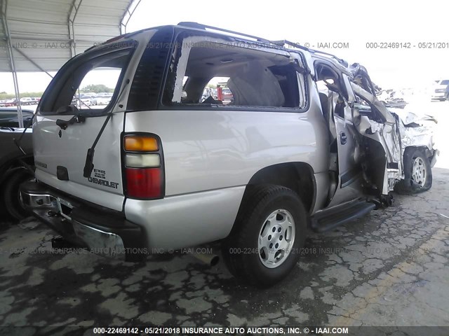 3GNEC16Z15G285875 - 2005 CHEVROLET SUBURBAN C1500 Pewter photo 4