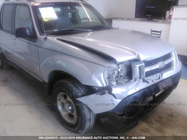 1FMZU67E42UB39734 - 2002 FORD EXPLORER SPORT TR  SILVER photo 6