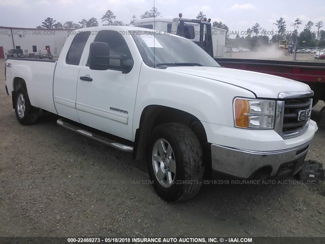 1GTR2VE00BZ202245 - 2011 GMC SIERRA K1500 SLE WHITE photo 1