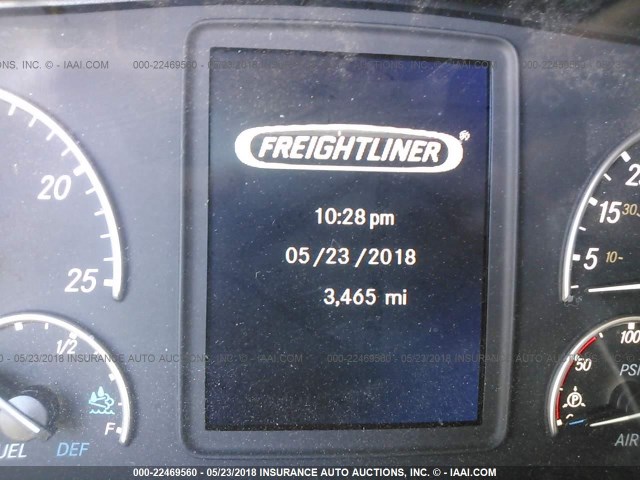 3AKJHHDR9JSKC8401 - 2018 FREIGHTLINER CASCADIA 126  WHITE photo 6