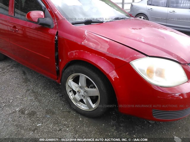 1G1AL55F067657637 - 2006 CHEVROLET COBALT LT RED photo 6