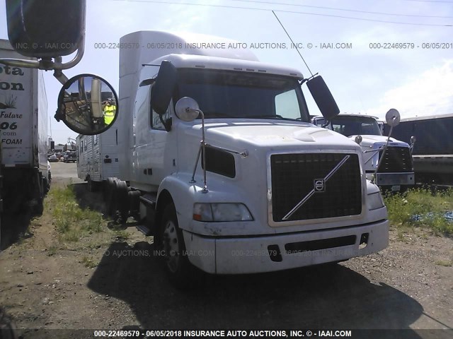 4V4MC9DG8DN542223 - 2013 VOLVO VN M Unknown photo 1