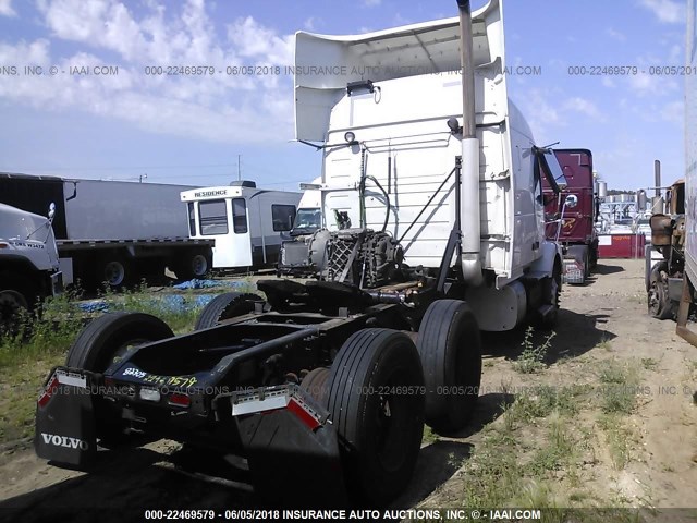 4V4MC9DG8DN542223 - 2013 VOLVO VN M Unknown photo 4