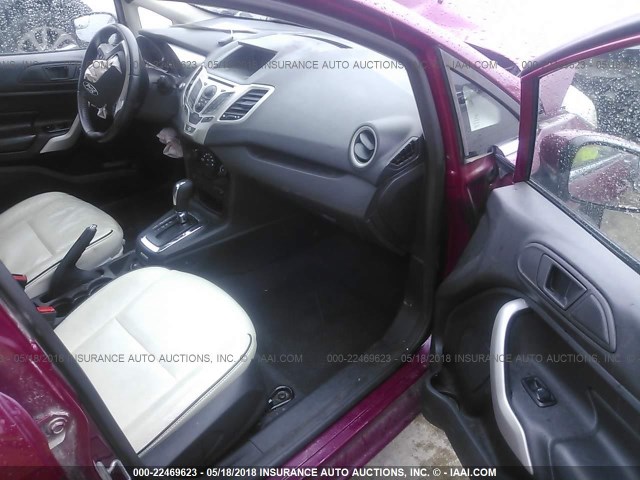 3FADP4FJ6BM207289 - 2011 FORD FIESTA SES MAROON photo 5