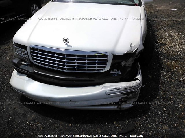 1G6KF5496WU740850 - 1998 CADILLAC DEVILLE CONCOURS WHITE photo 6