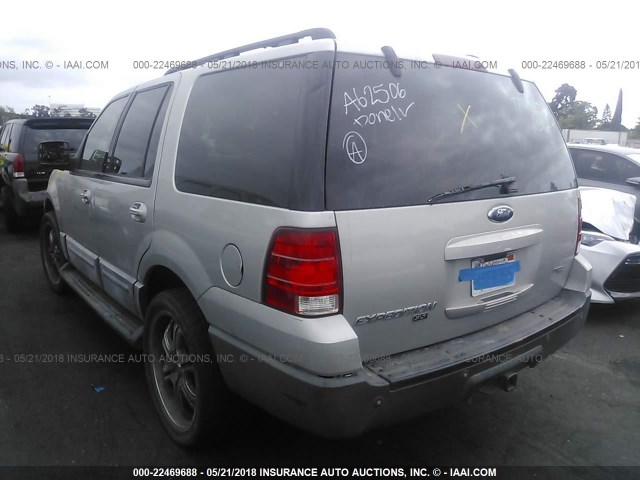 1FMPU155X6LA62506 - 2006 FORD EXPEDITION XLT 银色 照片 3