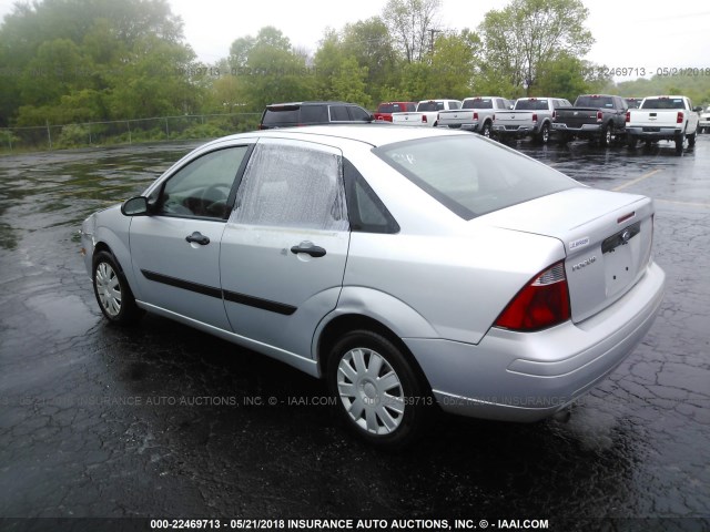 1FAFP34N57W110004 - 2007 FORD FOCUS ZX4/S/SE/SES 银色 照片 3