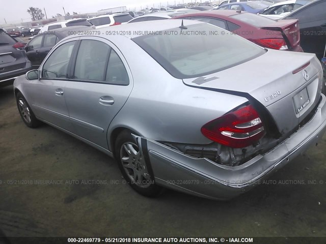 WDBUF65J43A186112 - 2003 MERCEDES-BENZ E 320 SILVER photo 3