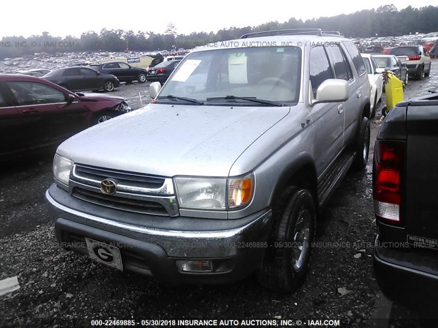 JT3GN86R020228074 - 2002 TOYOTA 4RUNNER SR5 SILVER photo 2