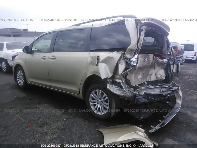 5TDYK3DC0BS052781 - 2011 TOYOTA SIENNA XLE/LIMITED GOLD photo 3