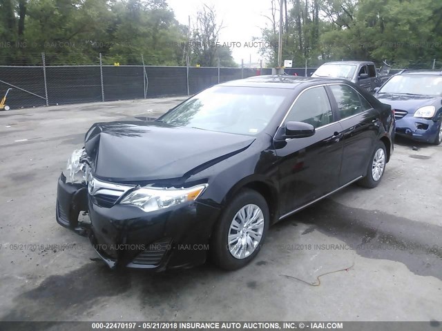 4T4BF1FK5CR231271 - 2012 TOYOTA CAMRY SE/LE/XLE BLACK photo 2
