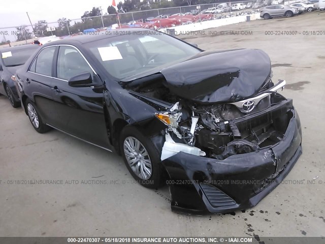 4T1BF1FK8CU032855 - 2012 TOYOTA CAMRY SE/LE/XLE 黑色 照片 1