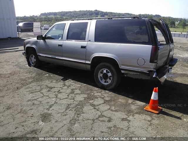 3GNEC16R1XG210399 - 1999 CHEVROLET SUBURBAN C1500 TAN photo 3