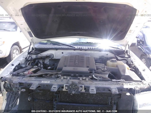 5LMFU28577LJ11964 - 2007 LINCOLN NAVIGATOR WHITE photo 10