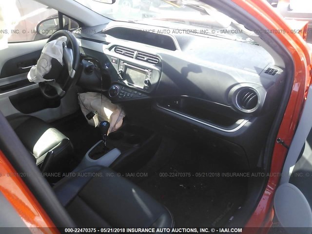 JTDKDTB31E1079332 - 2014 TOYOTA PRIUS C ORANGE photo 5