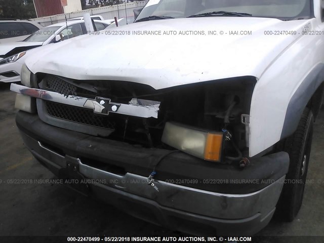 1GBGC24U33Z210126 - 2003 CHEVROLET SILVERADO C2500 WHITE photo 6