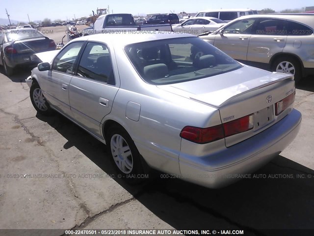 JT2BG22K110553751 - 2001 TOYOTA CAMRY CE/LE/XLE 银色 照片 3
