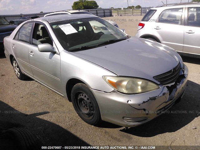 4T1BE32K04U341368 - 2004 TOYOTA CAMRY LE/XLE/SE SILVER photo 1