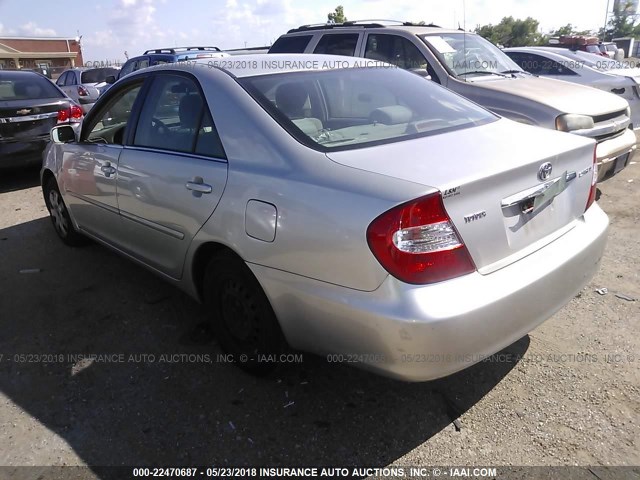 4T1BE32K04U341368 - 2004 TOYOTA CAMRY LE/XLE/SE SILVER photo 3