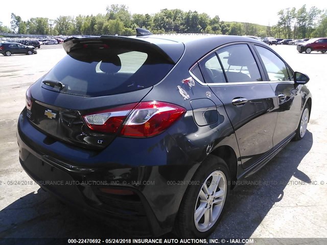 3G1BE6SM3HS532241 - 2017 CHEVROLET CRUZE LT GRAY photo 4