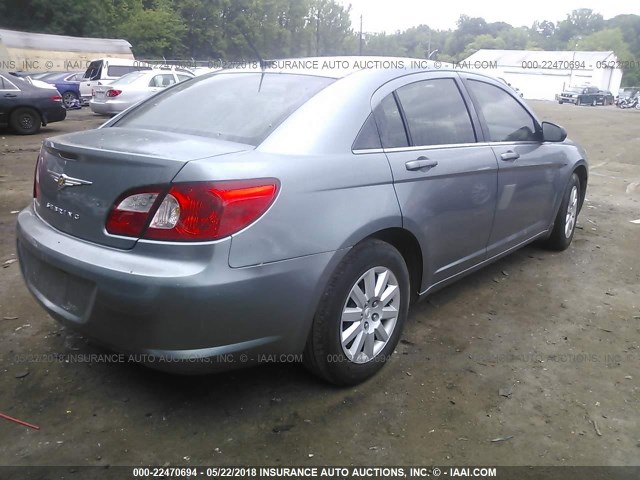 1C3LC46K58N179000 - 2008 CHRYSLER SEBRING LX GRAY photo 4