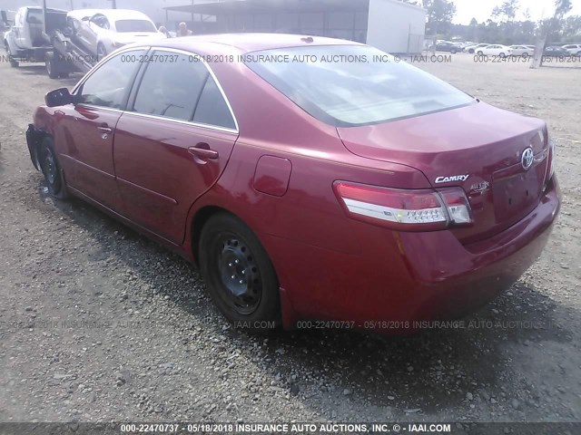 4T1BF3EK1AU105087 - 2010 TOYOTA CAMRY SE/LE/XLE RED photo 3