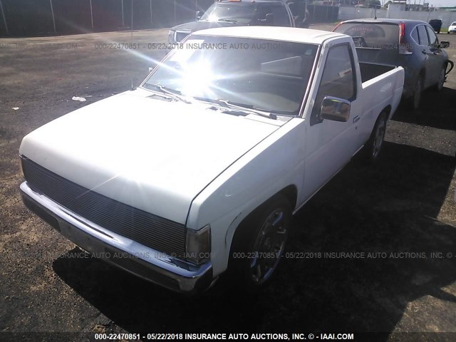 1N6SD11S2VC386894 - 1997 NISSAN TRUCK XE WHITE photo 2