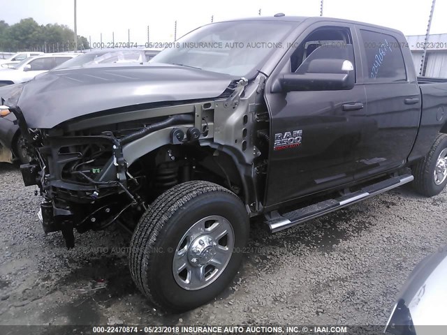 3C6UR5CL5JG161359 - 2018 RAM 2500 ST GRAY photo 2