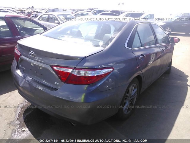 4T1BF1FK3GU181289 - 2016 TOYOTA CAMRY LE/XLE/SE/XSE 灰色 照片 4