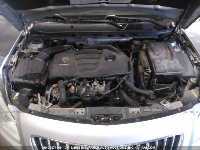 W04GX5GV1B1084281 - 2011 BUICK REGAL CXL CREAM photo 10