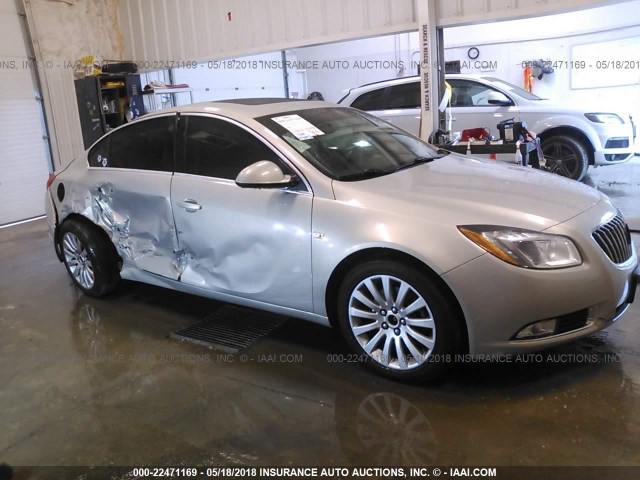 W04GX5GV1B1084281 - 2011 BUICK REGAL CXL CREAM photo 6